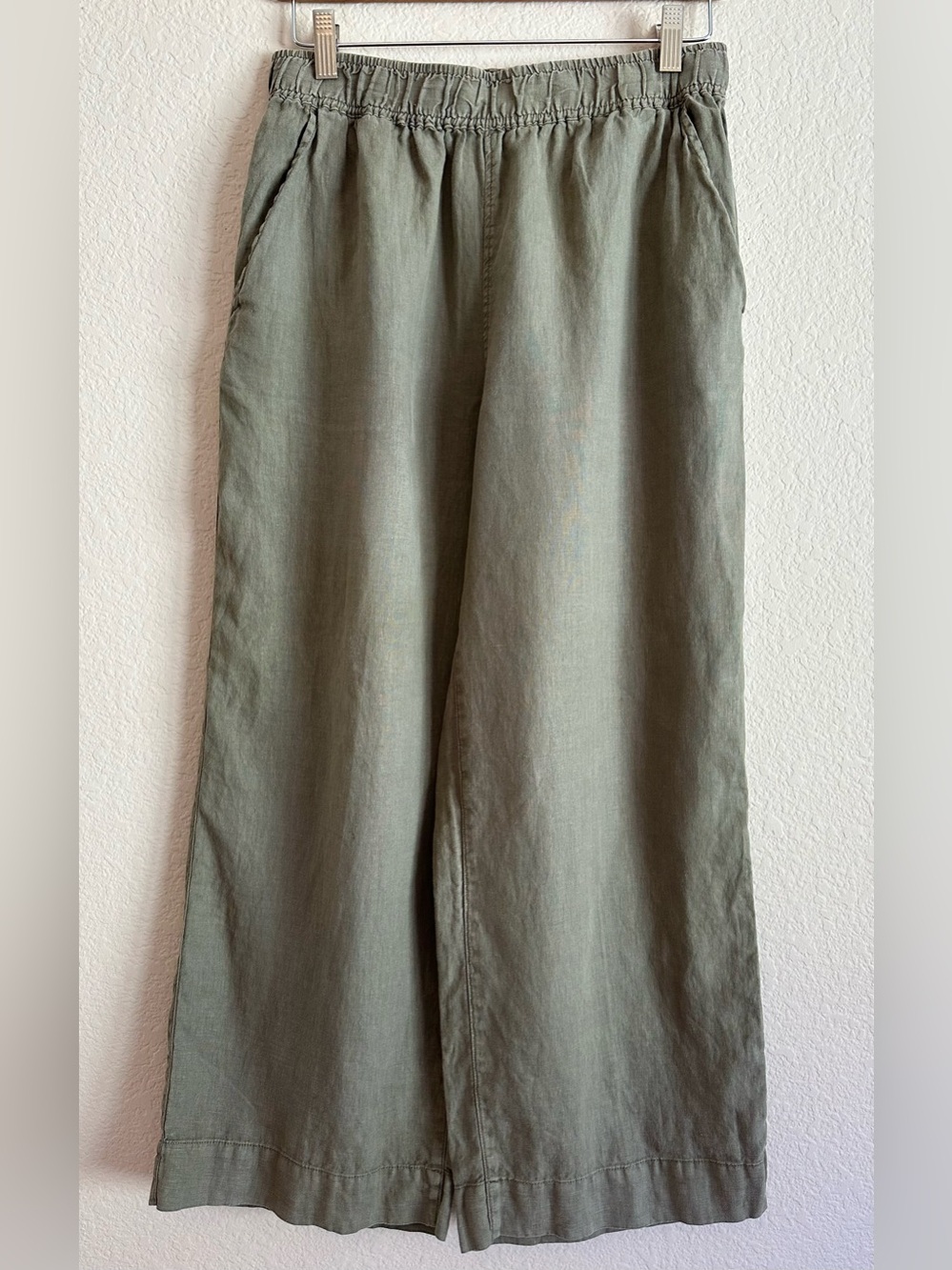Tahari 100% Linen Pants Wide Leg Cropped Olive Green Women’s Sz M Coastal Travel